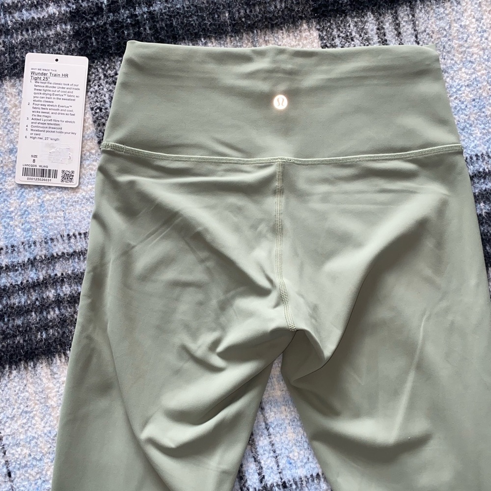 Lululemon Wundertrain HR 25” Size 8 Willow Green